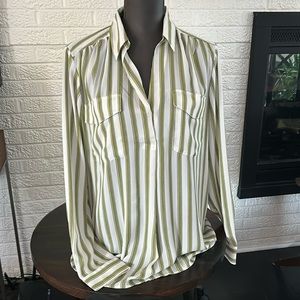 Ann Taylor Factory size Large Blouse